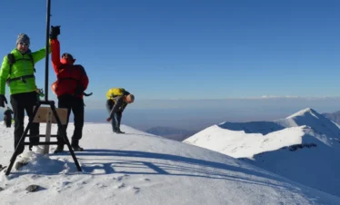 Climbing Mgoun summit